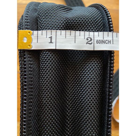 MOBIL IT Slim Black Expandable Tech Crossbody Bag sz OS - Picture 12 of 14